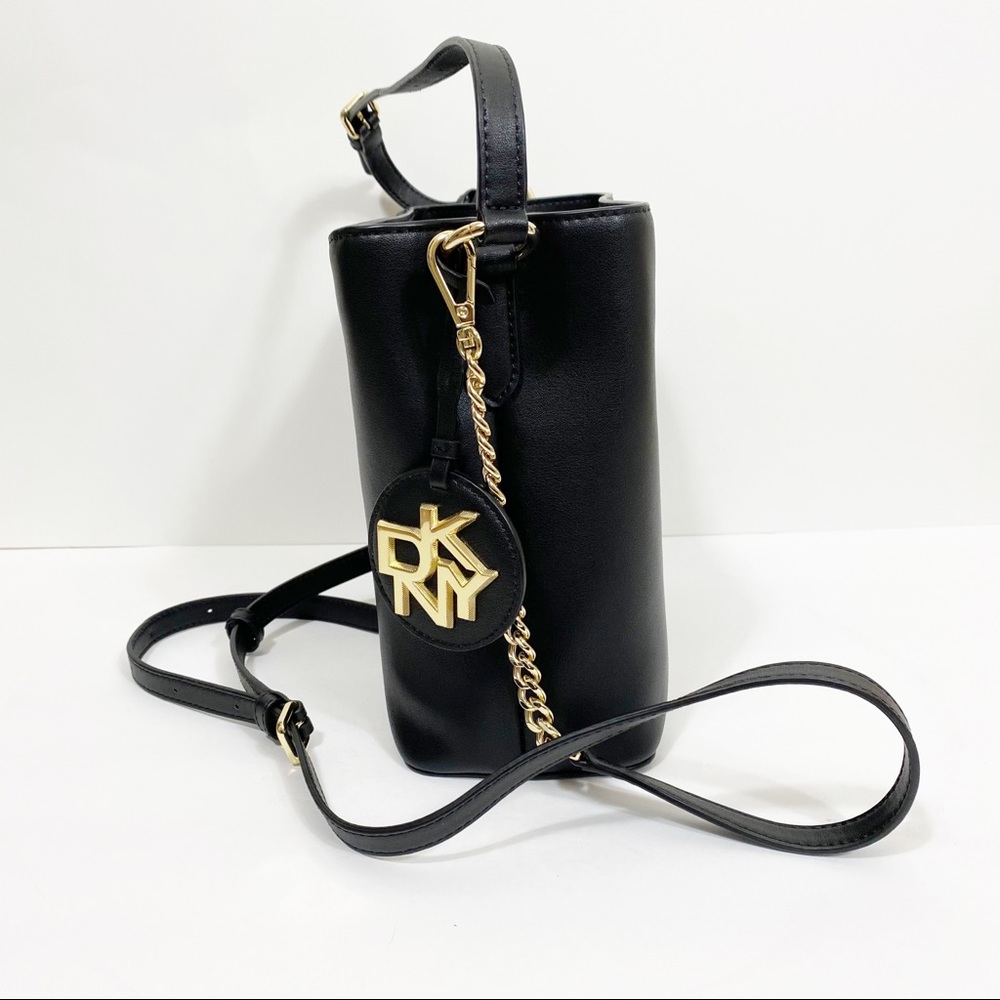 DKNY Dayna Leather Bucket Bag Black Shoulder Crossbody - Picture 11 of 13